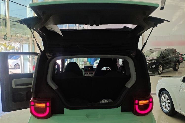 Used Chery QQ Ice Cream 2022 170km Sundae Phosphate Lithium-Ion