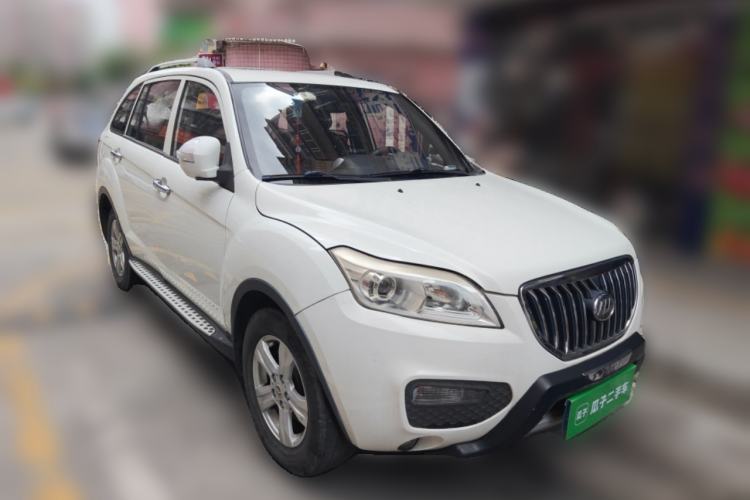 Used Lifan Auto X60 2015 1.8L CVT Comfort Model China IV Standard Front Right 45 Deg