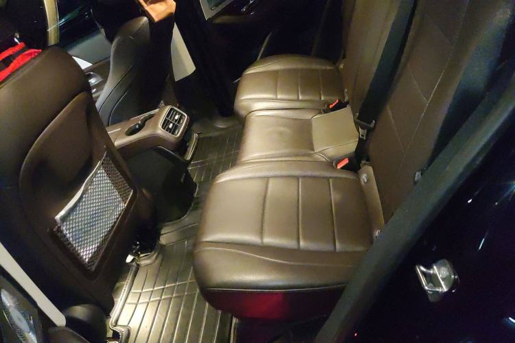 Used Mercedes-Benz GLE 2021 GLE 450 4MATIC Stylish Model Left Rear Seat