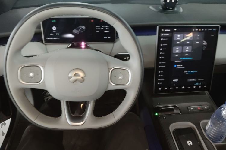Used Nio ET5T 2024 75kWh Touring Steering Wheel