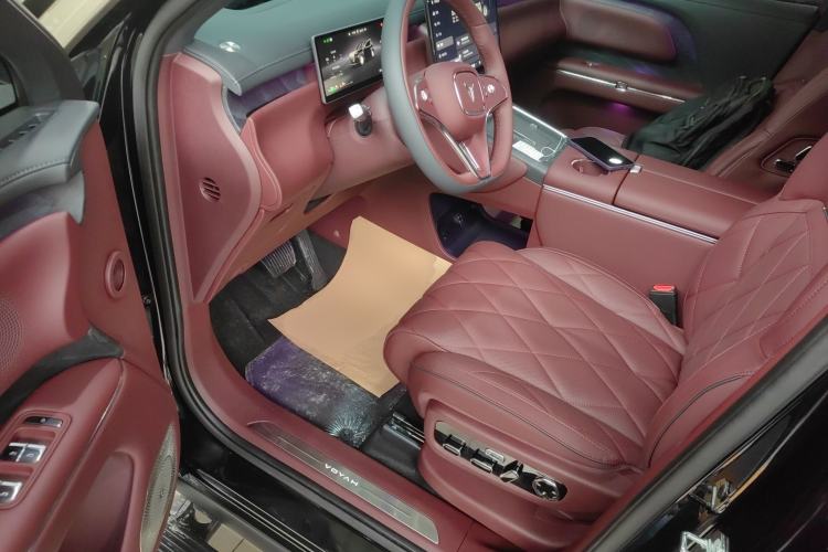 Used VOYAH Titan 2026 Model Max+ Driver Seat