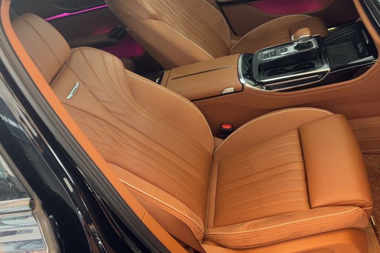 Used Hongqi H9 2024 2.0T Qichang Private Enjoyment Luxury Edition
