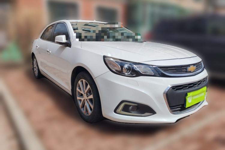 Used Chevrolet Malibu 2017 1.5T Automatic Luxury Edition Front Right 45 Deg