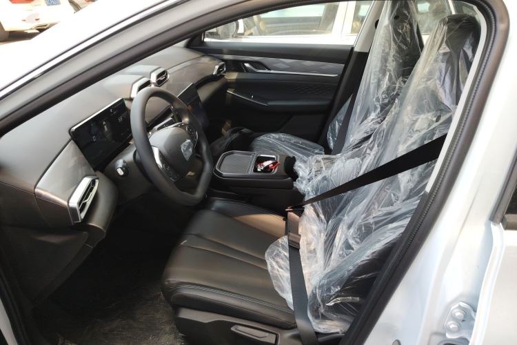 Used Dongfeng Aeolus SKY EV01 2025 530 km AIR Elite Edition Left Front Seat