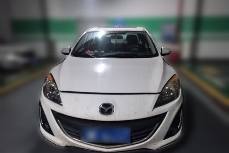 Used Mazda 3 2015 Sedan 1.6L Automatic Elite Model
