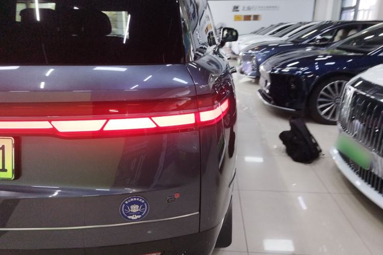 Used Denza N9 2025 Flagship Model
