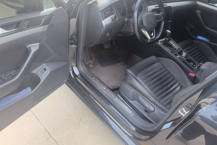 Used Volkswagen Magotan 2020 280TSI DSG Comfort Edition Interior 3