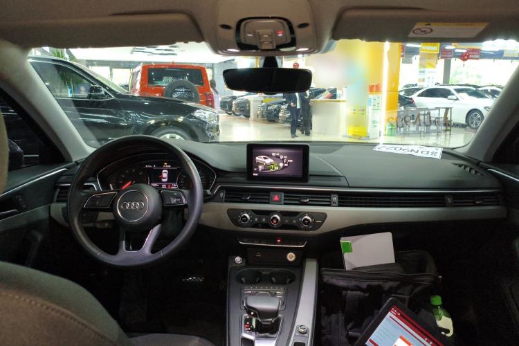 Used Audi A4L 2019 40 TFSI Ambition China VI