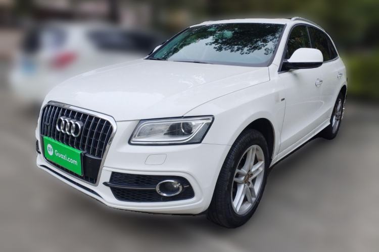 Used Audi Q5 2018 Collector's Edition 40 TFSI Technology Model