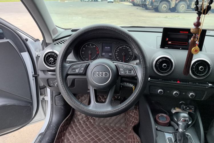 Used Audi A3 2018 30th Anniversary Edition Sportback 35 TFSI Fashion Model
