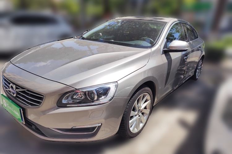 Used Volvo S60 2015 S60L 2.0T Zhiyuan Edition