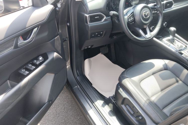 Used Mazda CX-5 2022 2.0L Automatic Two-Wheel Drive Zhiya Version Driver Seat