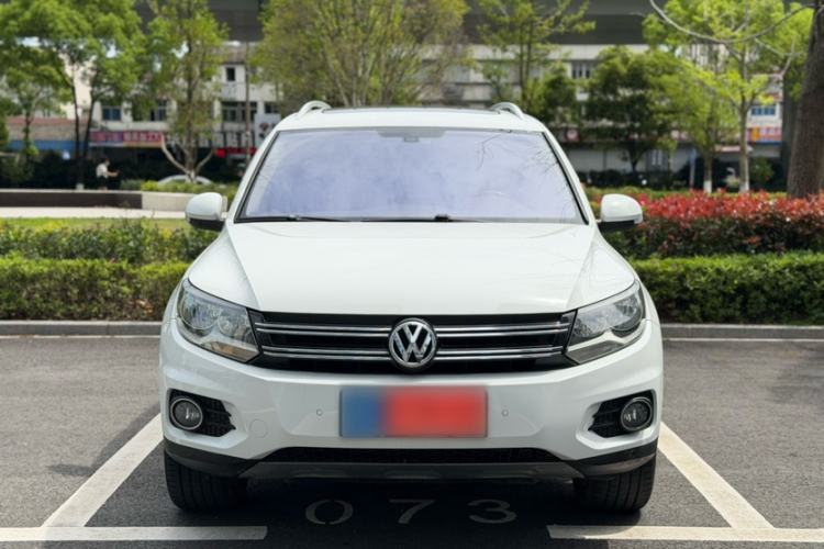 Used Volkswagen Tiguan 2015 2.0 TSI Comfort Edition Exterior 1