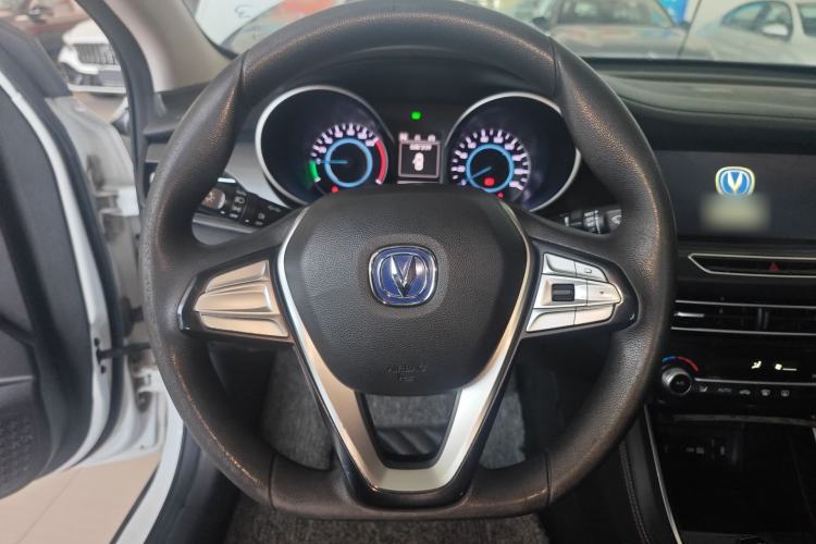 Used CHANGAN Eado New Energy 2022 EV460 Smart Ride-Hailing Edition – Lithium Iron Phosphate Steering Wheel