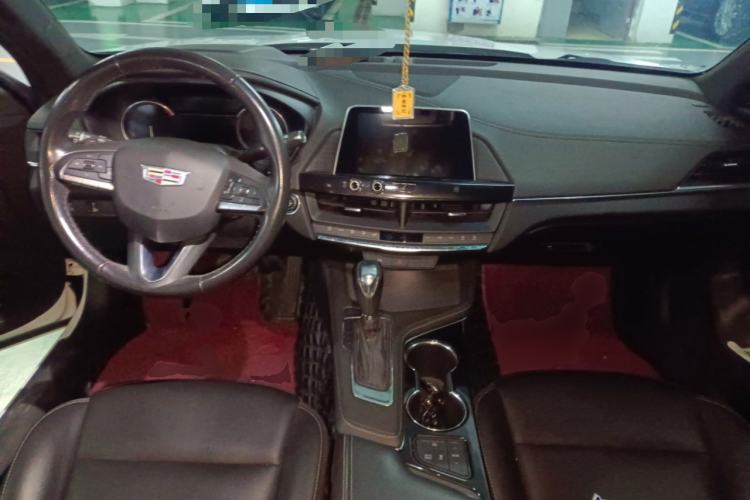 Used Cadillac CT4 2021 28T Fashion Edition Center Console