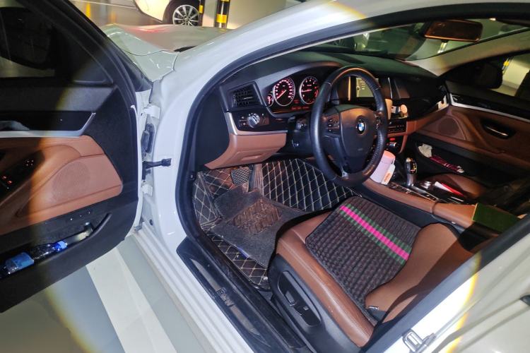 Used BMW 5 Series 2014 520Li Elegant Model