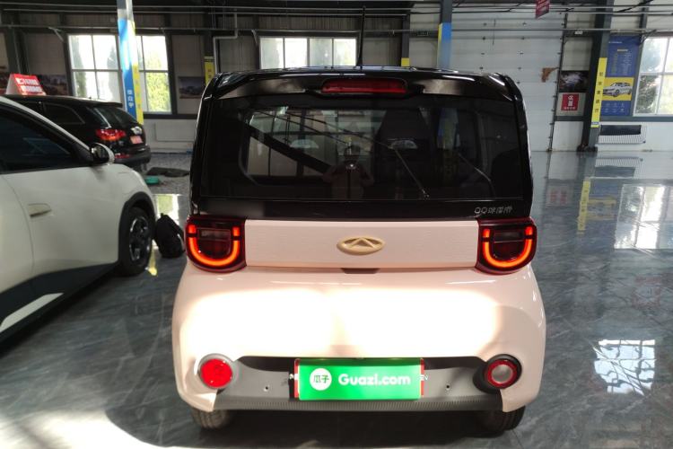 Used Chery QQ Ice Cream 2022 120km Conical Shape Lithium Iron Phosphate Rear
