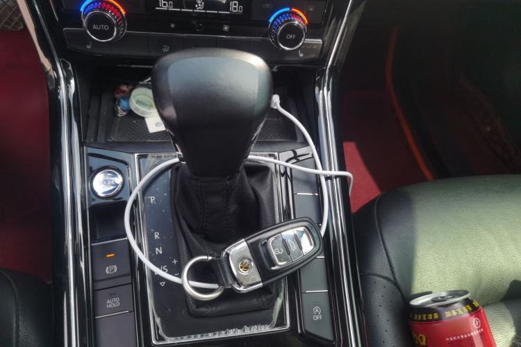 Used Volkswagen Phideon 2018 Revised Version 380TSI Two-Wheel Drive Business Edition