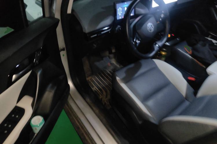 Used MG 4 EV 2023 415 km Range Sea-Faring Champion Edition Driver Seat