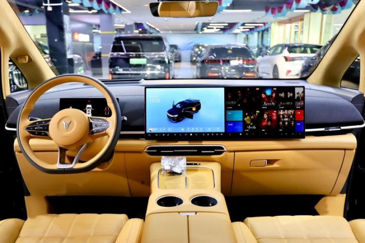 Used VOYAH Dream 2025 PHEV Four-Wheel-Drive Flagship Kunpeng Edition