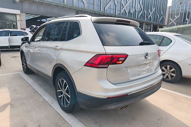 Used Volkswagen Tiguan L 2018 330TSI Automatic Two-Wheel Drive Comfort Edition
