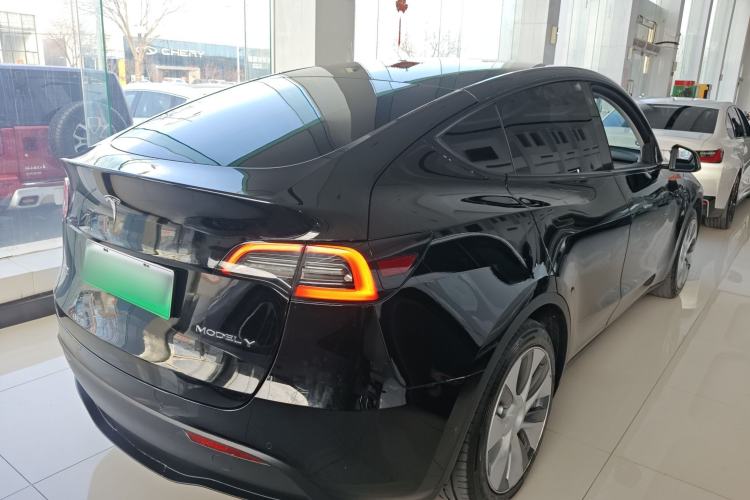 Used Tesla Model Y 2022 Rear-Wheel-Drive Version