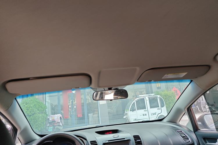 Used Kia K3 2015 1.6L Manual GL
