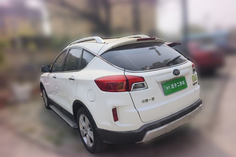 Used Bestune X80 2015 2.0L Automatic Comfort Anniversary Edition
