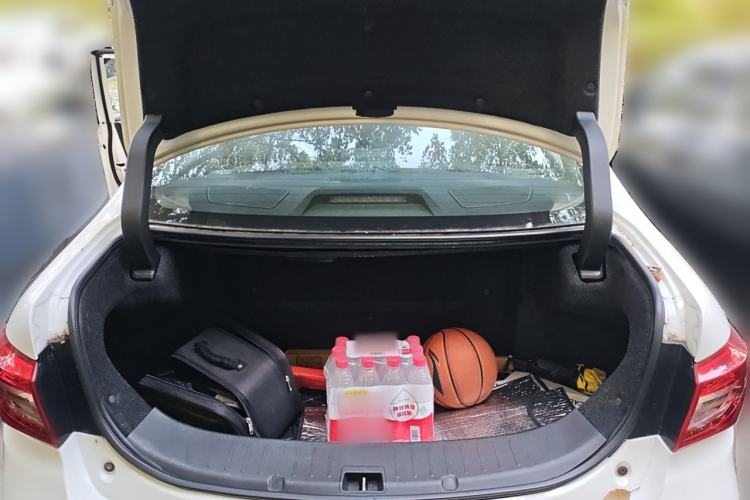 Used BYD Qin New Energy 2015 1.5T Dual-Crown Flagship Plus Edition
