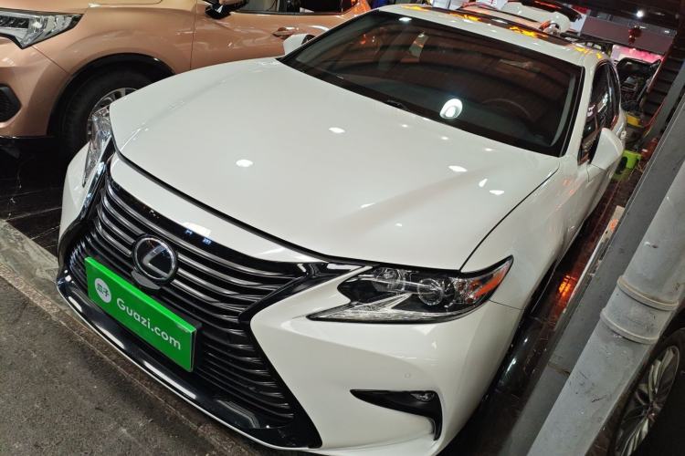 Used Lexus ES 2017 200 30th Anniversary Edition