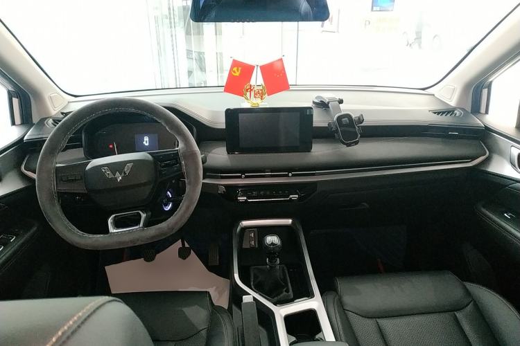 Used Wuling Jiachen 2022 1.5L Manual Light Comfort Edition