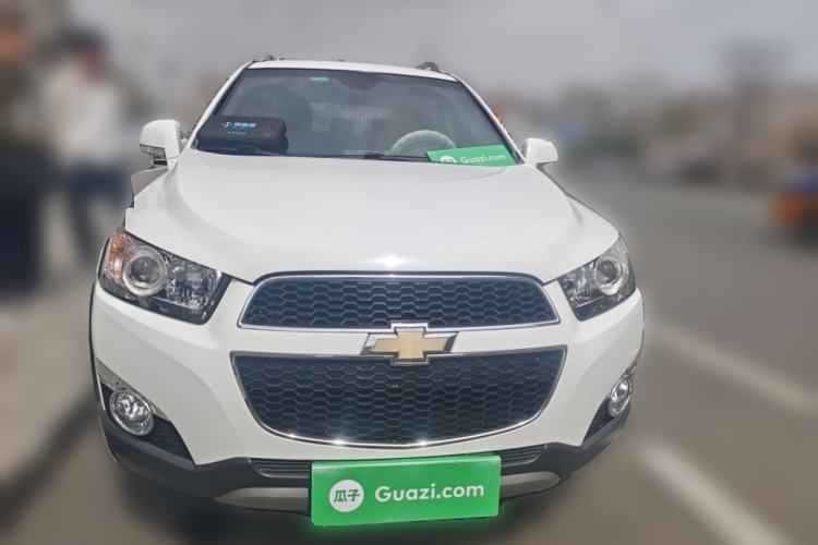 Used Chevrolet Captiva 2012 2.4L 4x4 Flagship Edition 7 Seats Front