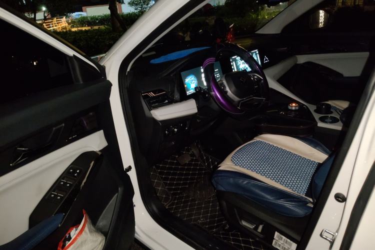 Used SOL X8 PLUS 2023 1.5 TGDI DCT Smart Home Edition 7-Seater