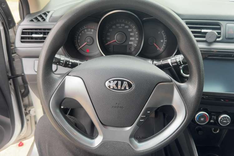 Used Kia K2 2015 Sedan 1.4L MT GLS