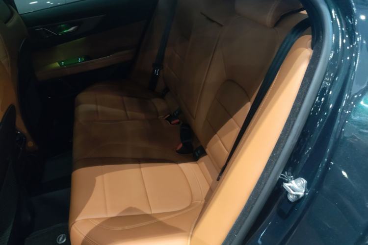 Used Jaguar XEL 2025 2.0T 250 PS R-DYNAMIC 90th Anniversary Edition
