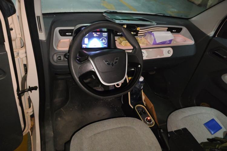 Used Wuling Hongguang MINIEV 2021 Macaron Premium Model – Lithium Iron Phosphate
