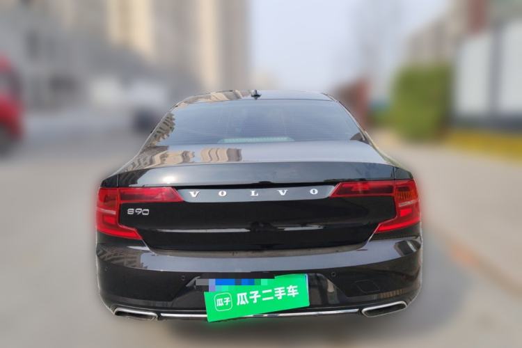 Used Volvo S90 2018 T4 Zhiyuan Edition

