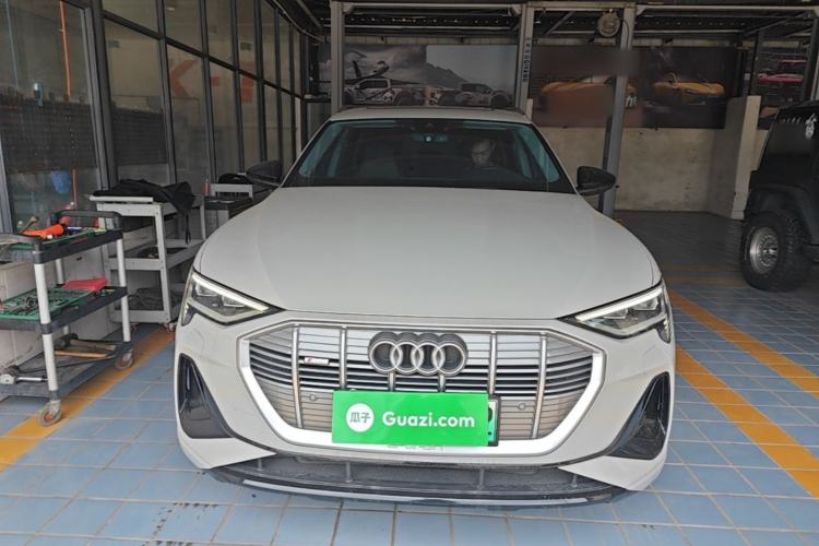Used Audi e-tron 2021 50 quattro Luxury Edition Front