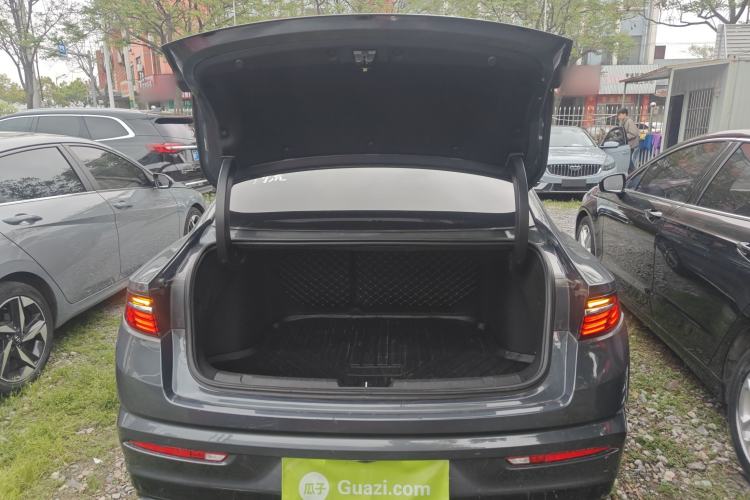 Used Geely Auto Preface 2021 Revised Version 2.0TD Luxury Edition Trunk