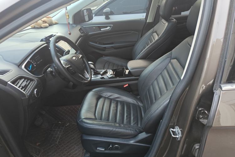 Used Ford Edge 2016 EcoBoost 245 Two-Wheel-Drive Titanium 7-Seater