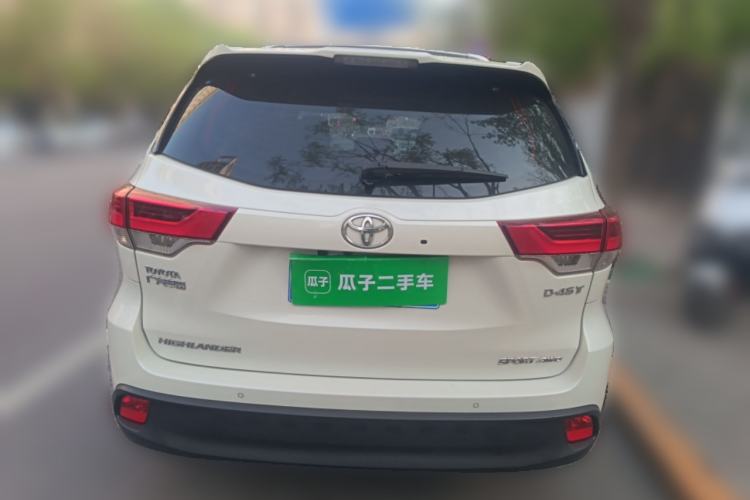 Used Toyota Highlander 2018 2.0T Four-Wheel Drive Prestige Version 7 Seats China VI Standard
