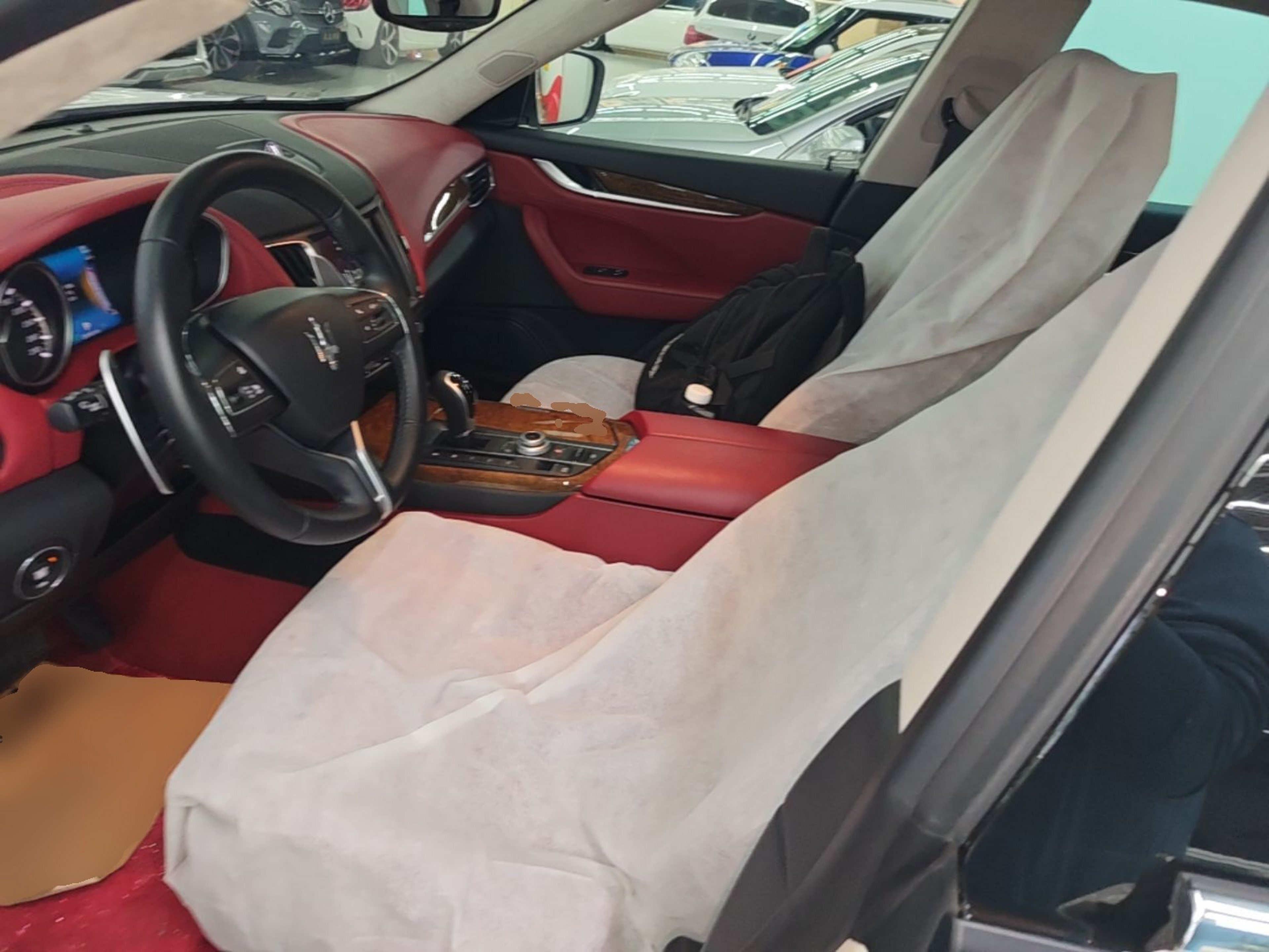 Interior delantero