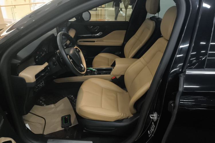 Used Lincoln Corsair 2022 2.0T Two-Wheel Drive Luxury Edition Left Front Seat