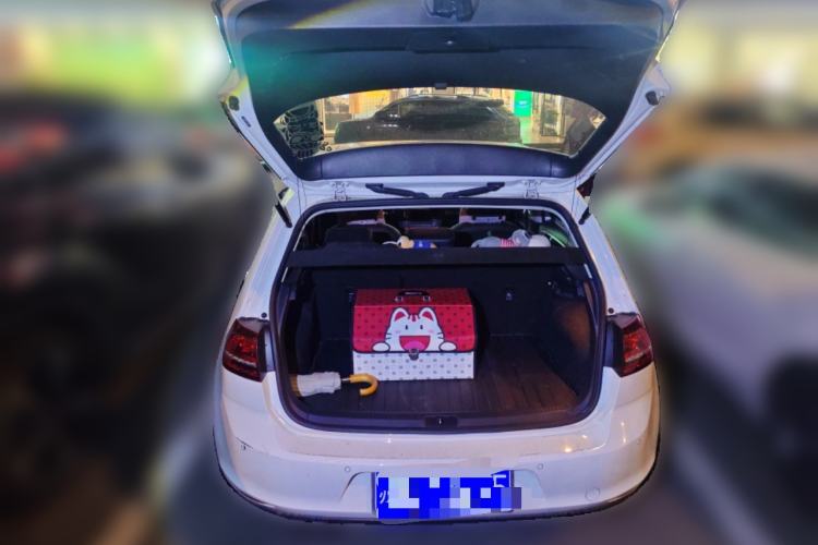 Used Volkswagen Golf 2017 230TSI Automatic Luxury Million-Vehicle Commemorative Edition Trunk