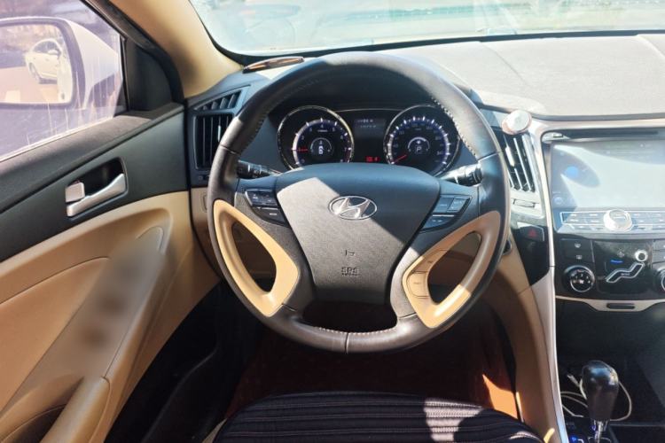 Used Hyundai Sonata 2015 Classic 2.0L Automatic Leading Edition