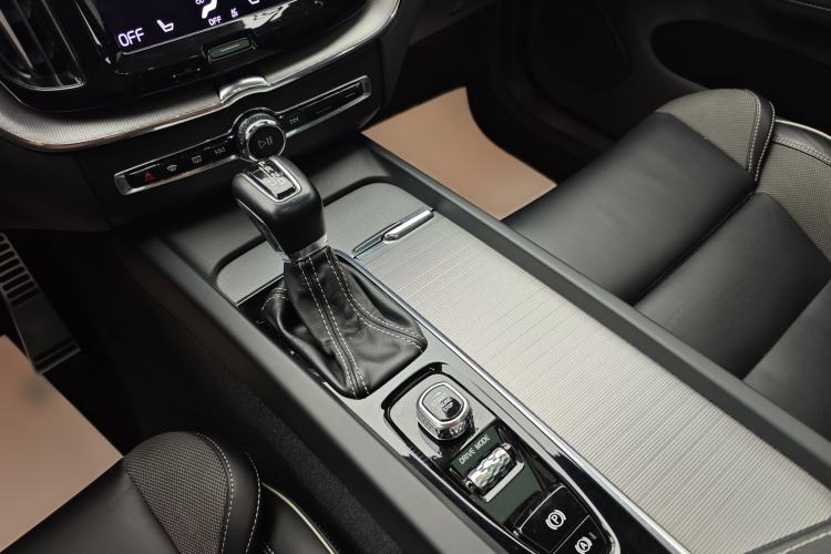 Used Volvo XC60 2021 T5 4x4 Smart & Advanced Sport Edition