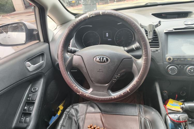 Used Kia K3 2016 1.6L Automatic GL Steering Wheel