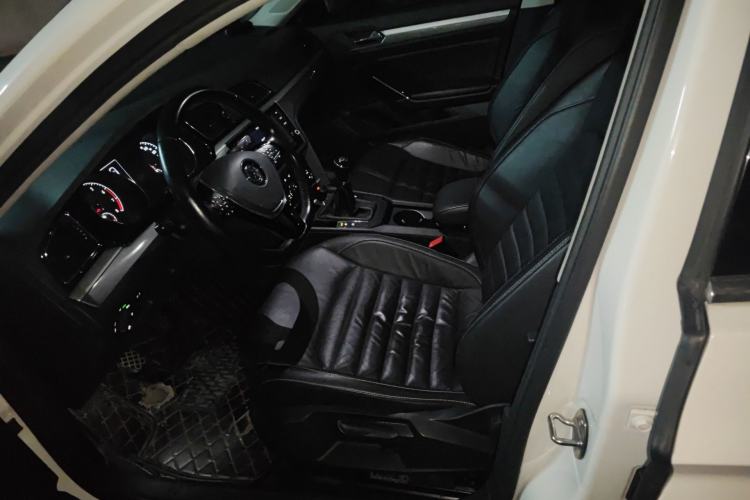 Used Volkswagen Lamando 2017 280TSI Manual Comfort Edition