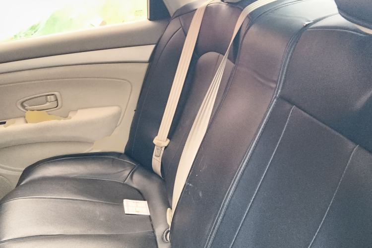 Used Nissan Sylphy 2016 Classic 1.6XE Manual Comfort Edition Left Rear Seat