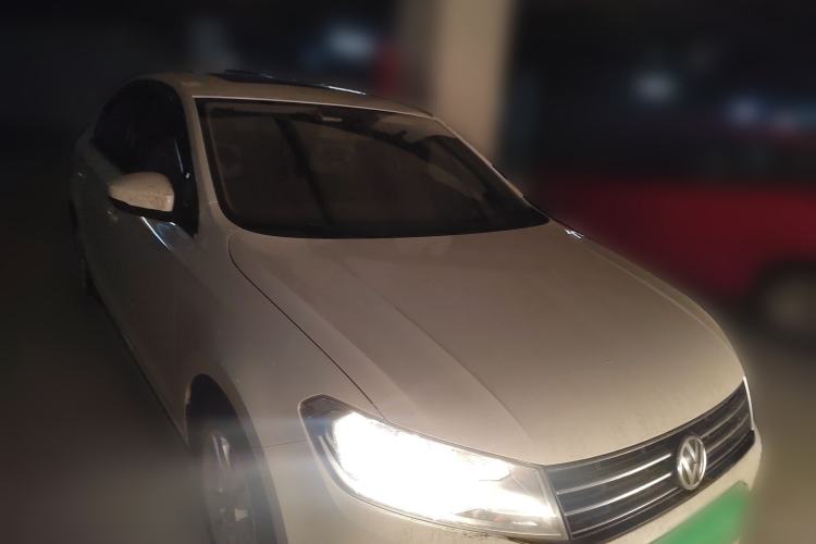 Used Volkswagen Santana 2016 1.6L Automatic Comfort Edition Front